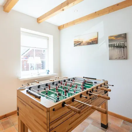 Vakantiehuis Haus Zu Den Halligen Bredstedt